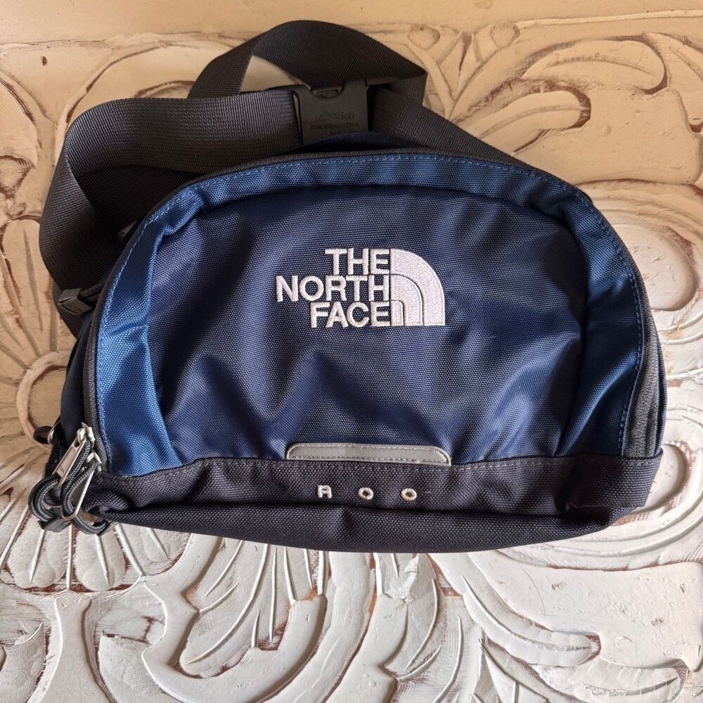 The North Face Roo Lumbar Pack in navy and black
